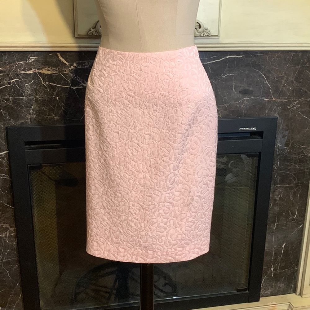 Maggy London blush textured brocade pencil skirt